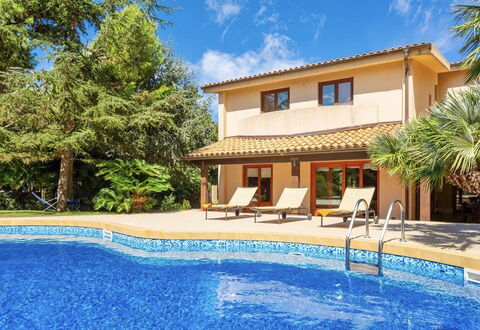 Villa Acquamarina: Piscina, Zona Residenziale, Ricorrere, Casa, Estate, Eco Hotel, Villa, Hacienda, Mobili Da Esterno, Hotel