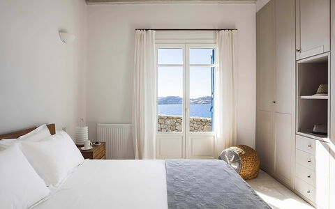 Villa Anassa: Mobilia, Interior Design, Camera Da Letto, Biancheria, Pavimento, Casa, Camera, Letto, Mare, Bedding