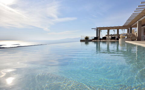 Villa Ivory: Acqua, Corpo D'Acqua, Piscina, Mare, Ricorrere, Costiera E Morfologie Oceanic, Oceano, Costa, Spiaggia, Riva
