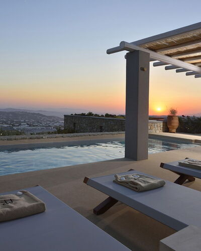 Villa Blue Moon