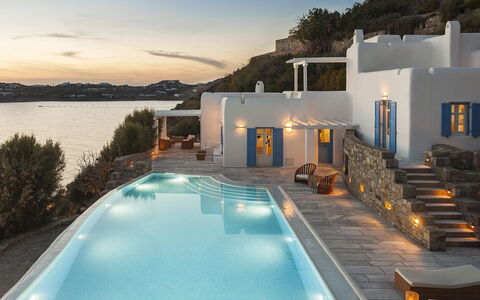 Villa Pinta: Blu, Acqua, Corpo D'Acqua, Piscina, Costiera E Morfologie Oceanic, Costa, Ricorrere, Mare, Eco Hotel