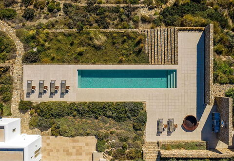 Villa Virgil: Piscina