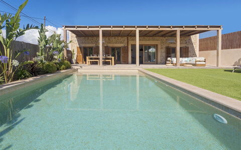 Villa Allegra: Piscina, Ricorrere, Materiale Composito, Estate, Shade, Eco Hotel, Cortile, Mobili Da Esterno, Hacienda, Villa