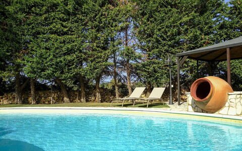 Villa Virna: Blu, Piscina, Ricorrere, Shade, Giardino, Backyard, Eco Hotel, Landscaping, Giochi D'Acqua, Cortile