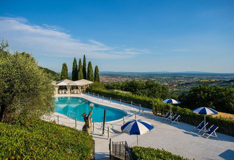 Villa la Brezza: Piscina, Ricorrere, Mobili Da Esterno, Eco Hotel, Landscaping, Hacienda, Resort Citta ', Villa, Hotel