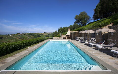 Villa Chianti: Blu, Piscina, Ricorrere, Mobili Da Esterno, Lettino, Eco Hotel, Resort Citta ', Terme, Giochi D'Acqua, Villa