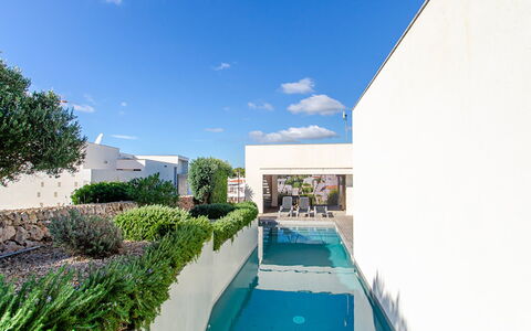 Villa Esplendida: Architettura, Zona Residenziale, Piscina, Materiale Composito, Urban Design, Giardino, Appartamento, Landscaping, Estate, Shade