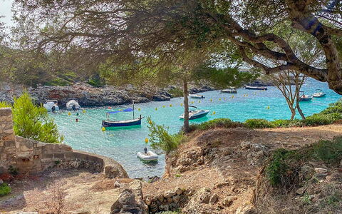Villa Neper: Barca, Acqua, Corpo D'Acqua, Moto D'Acqua, Risorse Idriche, Barche E Nautica - Macchine E Materiali, Costa, Costiera E Morfologie Oceanic, Alveo, Estate