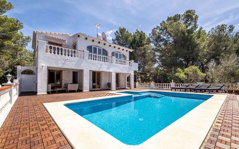 Villa Alejandra: Piscina, Architettura, Casa, Estate, Ricorrere, Shade, Dimora, Villa, Hacienda, Balcone