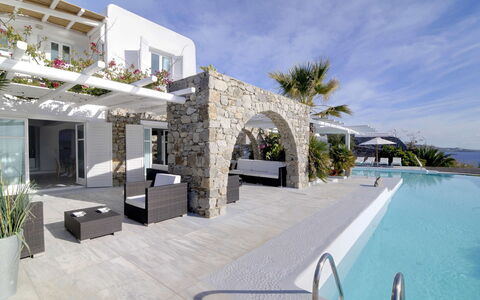 Villa Rocky: Piscina, Ricorrere, Eco Hotel, Villa, Estate, Hotel, Dimora, Località Balneare, Resort Citta '