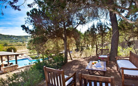 Villa Matarel: Mobilia, Mobili Da Esterno, Ricorrere, Shade, Piscina, Sedia, Eco Hotel, Latifoglie, Giardino, Deck