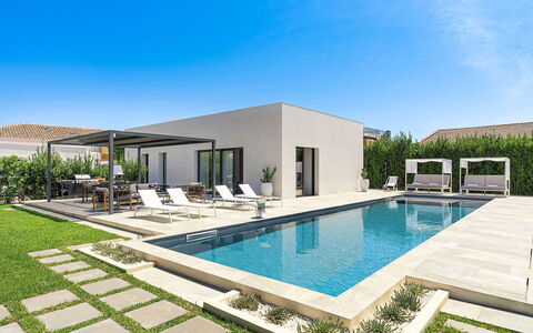 Villa la Isla: Piscina, Ricorrere, Materiale Composito, Estate, Eco Hotel, Landscaping, Giochi D'Acqua, Giardino, Villa, Cortile