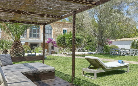 Villa Roger: Mobilia, Mobili Da Esterno, Sedia, Tavolo, Ricorrere, Shade, Tavolo Esterno, Giardino, Terrazza, Portico