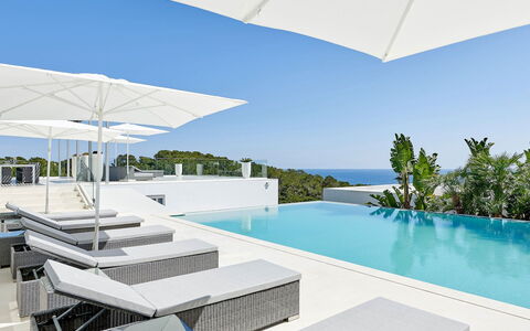 Villa Splendente: Piscina, Ricorrere, Mobili Da Esterno, Sedia, Eco Hotel, Lettino, Design, Hotel, Villa, Resort Citta '