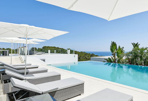Villa Splendente: Piscina, Ricorrere, Mobili Da Esterno, Sedia, Eco Hotel, Lettino, Design, Hotel, Villa, Resort Citta '