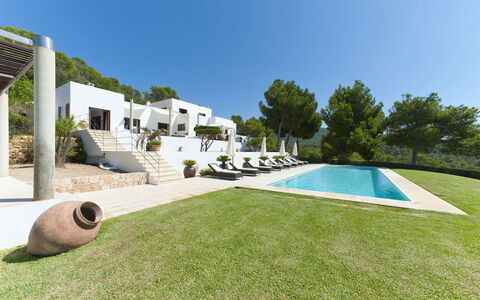 Villa Alessia: Casa, Estate, Landscaping, Piscina, Villa, Ricorrere, Shade, Dimora, Eco Hotel, Agriturismo