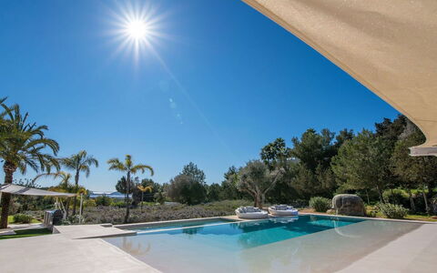 Villa Fabula: Blu, Piscina, Ricorrere, Shade, Landscaping, Tropici, Eco Hotel, Resort Citta ', Giochi D'Acqua