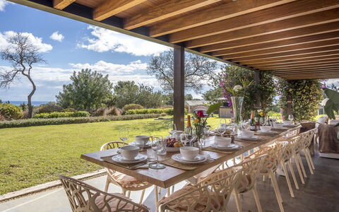 Villa Papiro: Mobilia, Giardino, Lotto, Sedia, Cucina & Sala Da Pranzo Tavolo, Landscaping, Mobili Da Esterno, Tavolo Esterno, Prato, Cortile