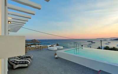 Villa Waves