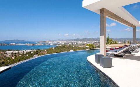 Villa Lola: Piscina, Ricorrere, Hotel, Villa, Eco Hotel, Resort Citta ', Località Balneare, Attico
