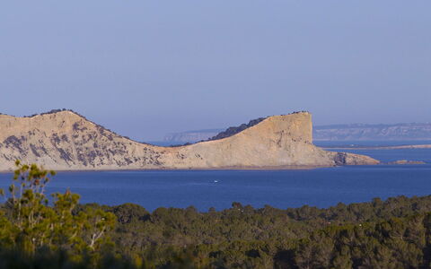 Villa Jules: Montagna, Costiera E Morfologie Oceanic, Terreno, Costa, Mare, Promontorio, Geologia, Oceano, Promontorio
