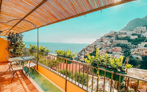 San Sebastiano: Balcone, Ricorrere, Eco Hotel, Pianta Della Casa, Hotel, Vaso Di Fiori