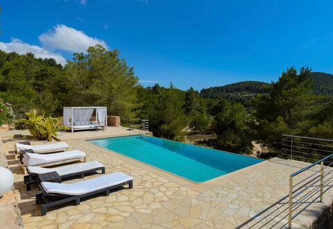 Villa Curiosity: Blu, Acqua, Piscina, Mobili Da Esterno, Ricorrere, Shade, Tropici, Eco Hotel, Lettino, Flagstone