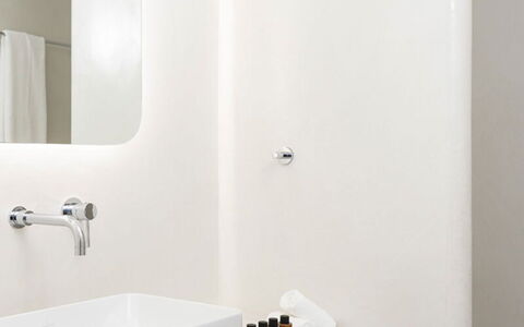 Villa Cupido: Interior Design, Idraulico Fixture, Bagno, Pavimentazione, Pavimento, Idraulico, Rubinetto, Vasca Da Bagno, Lavello