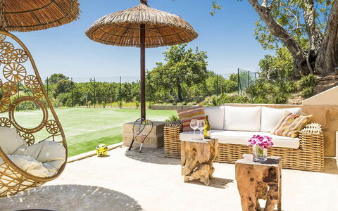 Villa Vineyard: Mobilia, Mobili Da Esterno, Shade, Sedia, Struttura Esterna, Giardino, Tempo Libero, Ombrello, Design, Terrazza