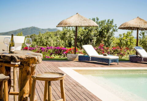 Villa Vineyard: Ricorrere, Mobili Da Esterno, Piscina, Eco Hotel, Shade, Estate, Hacienda, Ombrello, Terrazza, Villa