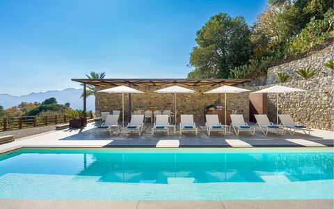 Villa Zafferano: Piscina, Mobili Da Esterno, Ricorrere, Eco Hotel, Ombrello, Lettino, Sedia, Shade, Tempo Libero, Hotel