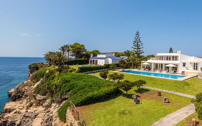 Villa the Cliff
