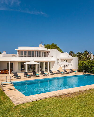 Villa the Cliff