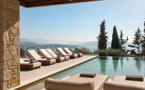 Villa Senia: Casa, Ricorrere, Estate, Eco Hotel, Sedia, Shade, Villa, Landscaping, Piscina