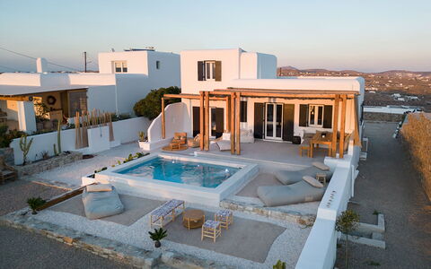 Villa Osiride: Ricorrere, Piscina, Mobili Da Esterno, Villa, Estate, Shade, Sedia, Eco Hotel, Hotel, Struttura Esterna