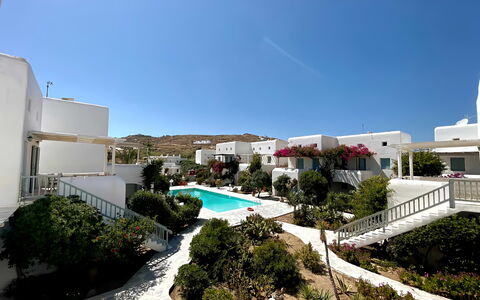 Mykonos Pool House 3: Giardino, Landscaping, Cortile, Balcone, Cortile, Hacienda, Villa, Eco Hotel, Ricorrere