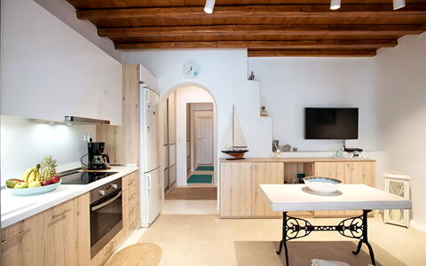 Mikonos Pool House 6: Mobilia, Interior Design, Pavimentazione, Parete, Legna, Pavimento, Soffitto, Controsoffitto, Cucina, Camera