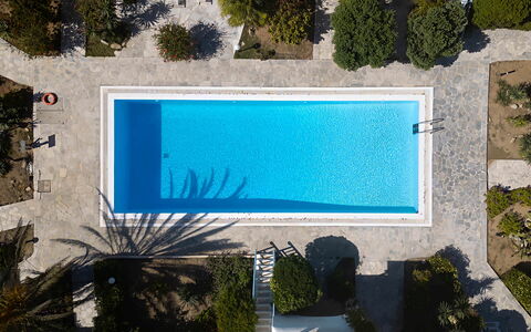 Mykonos Pool House 7: Piscina, Blu, Acqua, Ricorrere, Materiale Composito, Tempo Libero, Shade, Eco Hotel, Mobili Da Esterno, Giochi D'Acqua