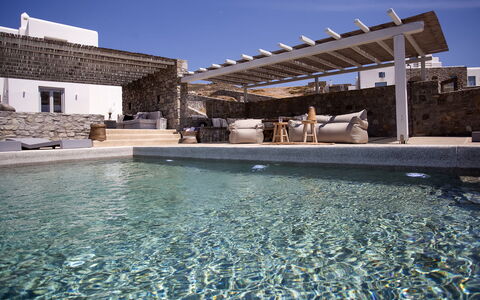 Villa Cornelia 1: Materiale Composito, Materiali Naturali, Design, Piscina, Piastrella, Mobili Da Esterno, Ricorrere