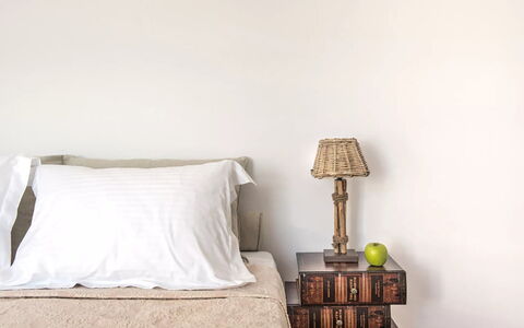 Villa Sean: Mobilia, Camera Da Letto, Letto, Interior Design, Biancheria, Bedding, Lenzuolo, Tessile, Camera, Lancia Cuscino
