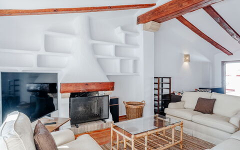 Villa Santa Marta: Parete, Mobilia, Interior Design, Pavimentazione, Soffitto, Pavimento, Divano, Soggiorno, Camera, Casa