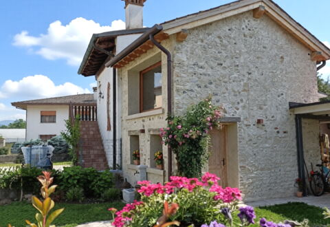 La Casetta dei Palù, Valdobbiadene: Parete, Costruzione, Finestra, Casa, Casa, Porta, Arbusto, Zona Residenziale, Villetta