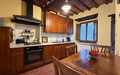 Terrazzino Margherita: Mobilia, Interior Design, Legna, Pavimentazione, Cabinetry, Soffitto, Controsoffitto, Cucina, Camera, Pavimento