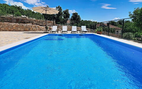 Dripić: Blu, Piscina, Materiale Composito, Ricorrere, Mobili Da Esterno, Eco Hotel, Giochi D'Acqua, Lettino, Resort Citta ', Hotel