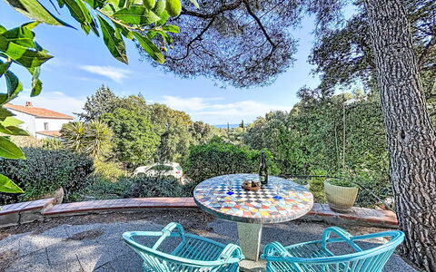 La Jean: Blu, Mobilia, Mobili Da Esterno, Sedia, Tavolo, Tavolo Esterno, Giardino, Shade, Cucina & Sala Da Pranzo Tavolo, Backyard