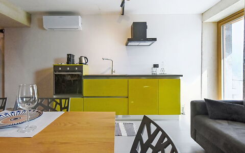 Valtellina 645: Interior Design, Cucina, Pavimentazione, Giallo, Mobilia, Controsoffitto, Illuminazione, Pavimento, Cabinetry, Casa