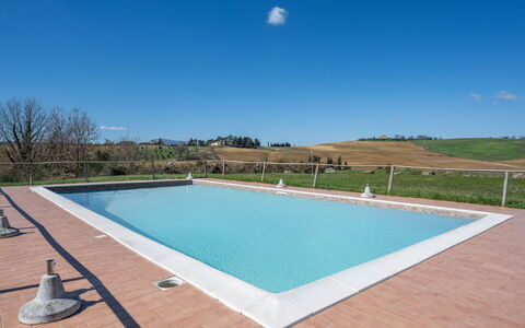 Il Giuncheto Apartments, Pool, Umbrian Countryside: Piscina, Materiale Composito, Shade, Ricorrere, Terme, Giochi D'Acqua, Piastrella, Mobili Da Esterno, Hacienda, Villa
