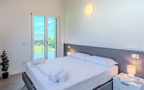 La Serena: Soffitto, Camera Da Letto, Letto, Hotel, Bedding, Telaio Del Letto, Ricorrere, Villa, Cuscino, Suite