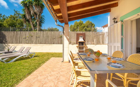 Cala Murada 102: Mobilia, Shade, Casa, Mobili Da Esterno, Sedia, Estate, Giardino, Backyard, Eco Hotel, Landscaping