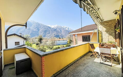 Dimora Lali: Casa, Catena Montuosa, Balcone, Valle, Paesino Di Montagna, Alpi, Villa